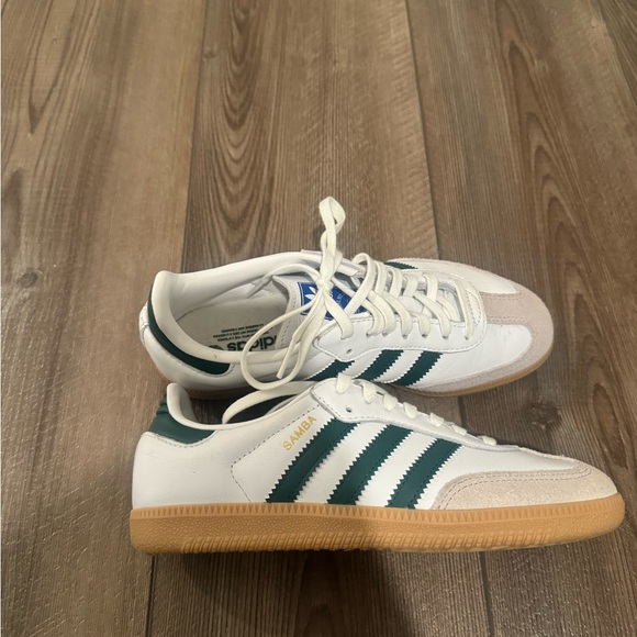 Pre owned adidas samba green and size 4 - Picture 2 of 4